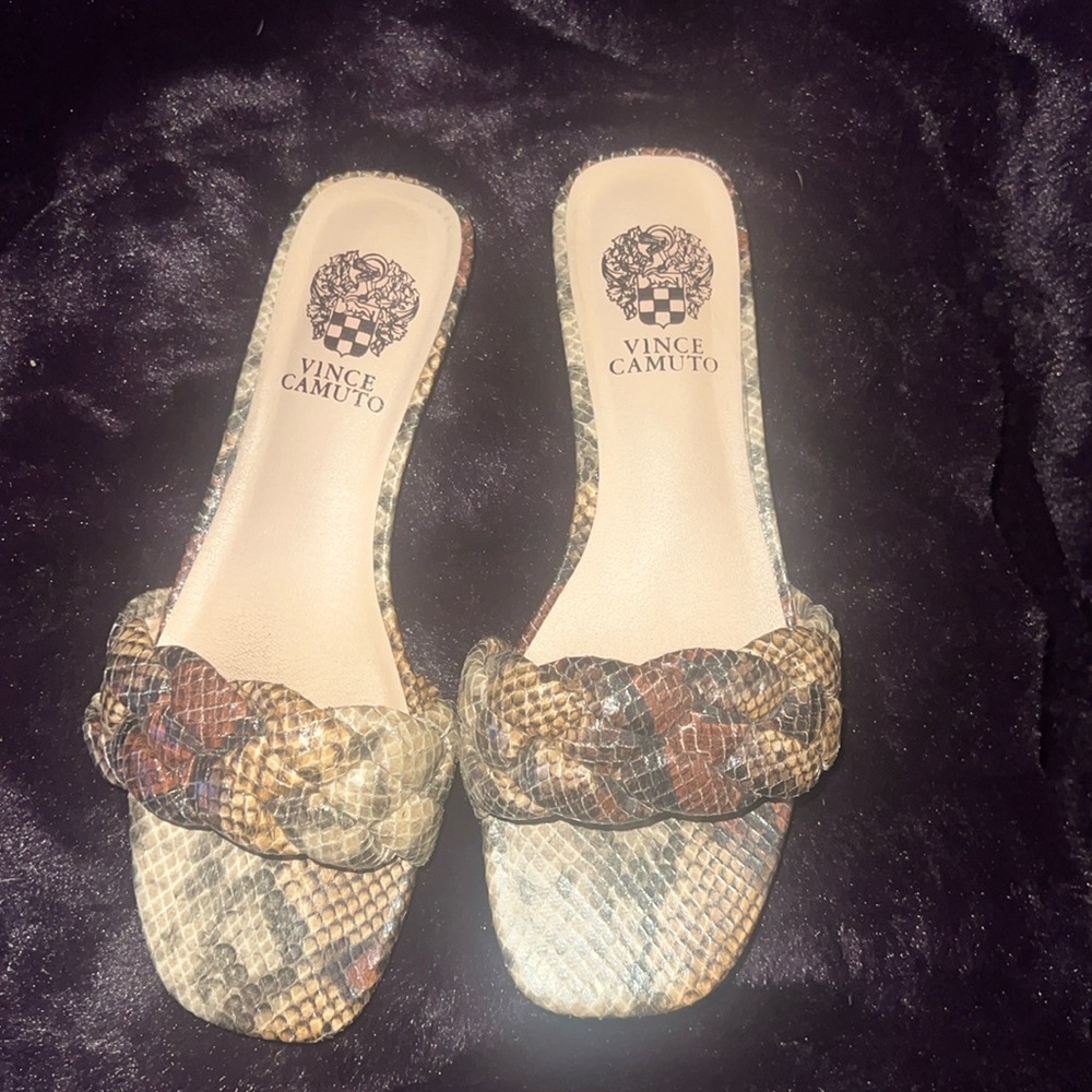 Vince Camuto Sandals